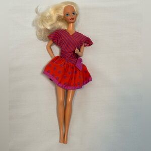 Vintage 1992 Barbie style doll